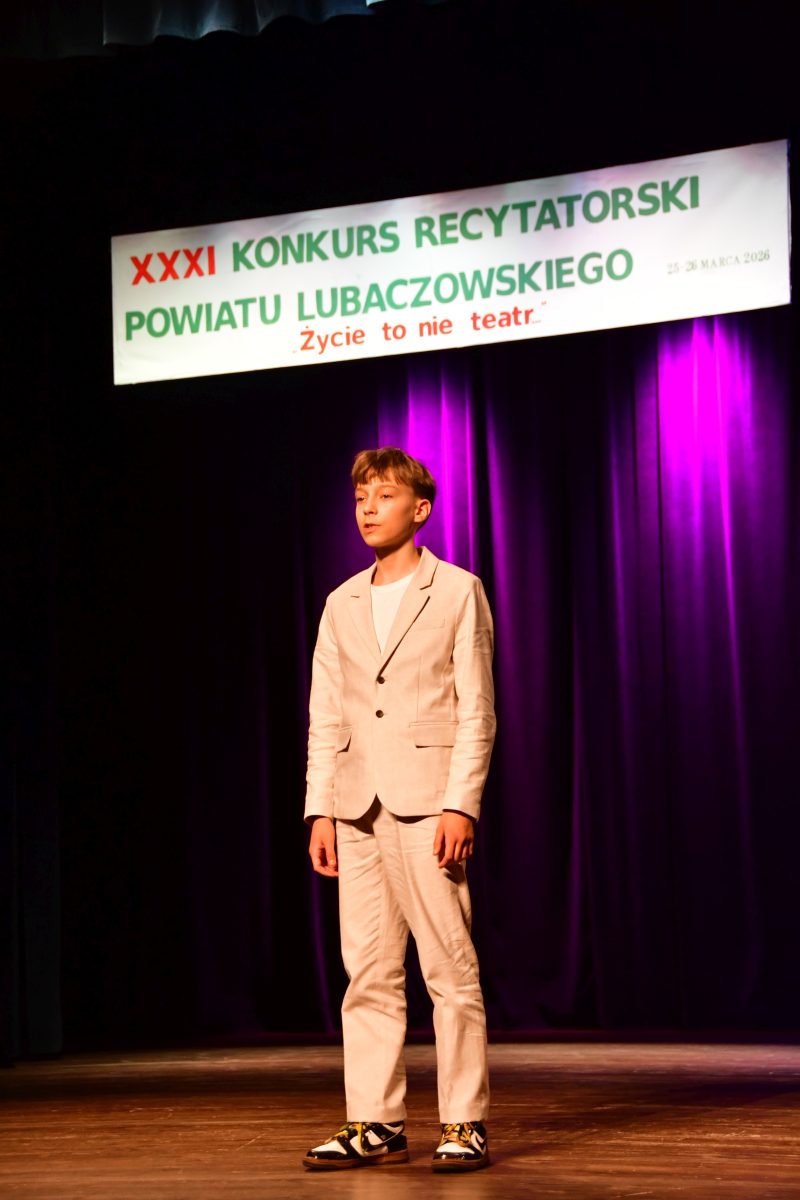 Obraz przedstawiający Wyłoniono najlepszych recytatorów w powiecie. Za nami konkurs "Życie to nie teatr"