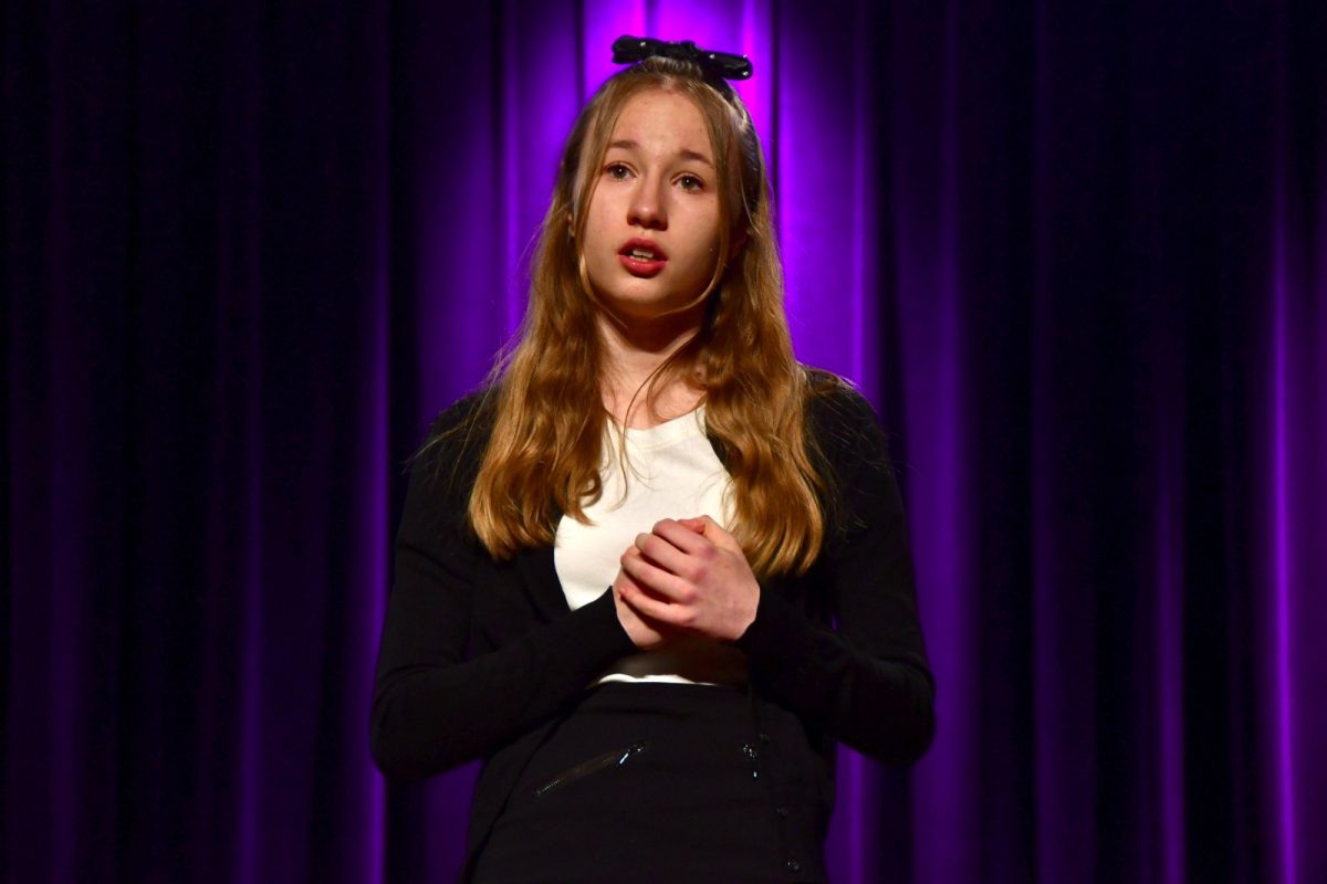 Obraz przedstawiający Wyłoniono najlepszych recytatorów w powiecie. Za nami konkurs "Życie to nie teatr"