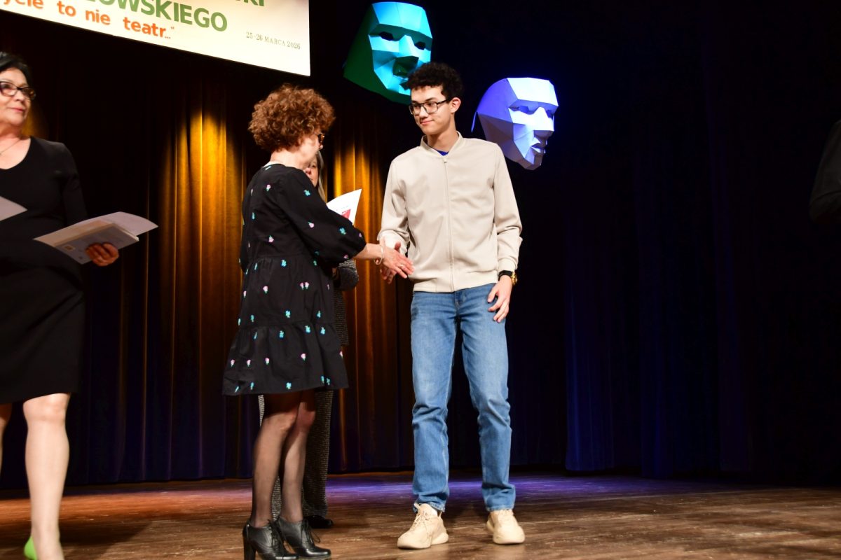 Obraz przedstawiający Wyłoniono najlepszych recytatorów w powiecie. Za nami konkurs "Życie to nie teatr"