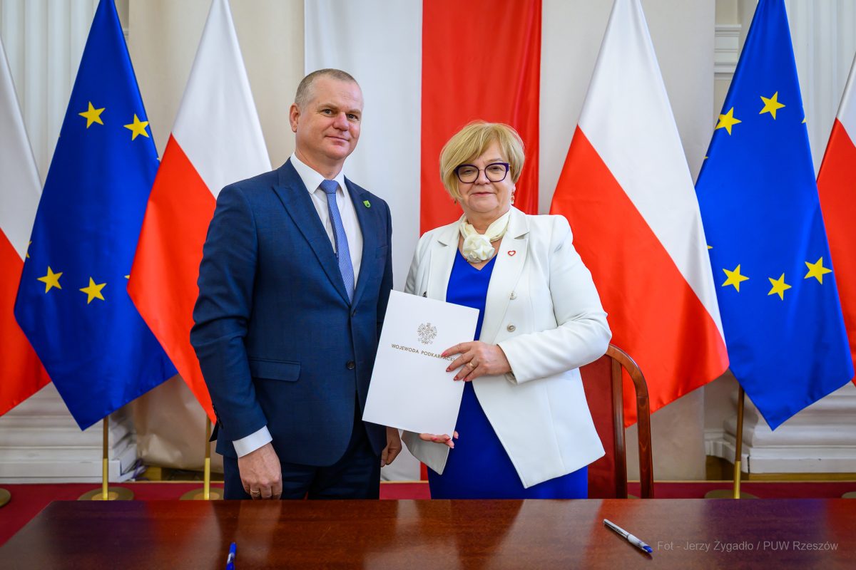 Obraz przedstawiający Program "Posiłek w szkole i w domu". Wsparcie dla mieszkańców naszych gmin