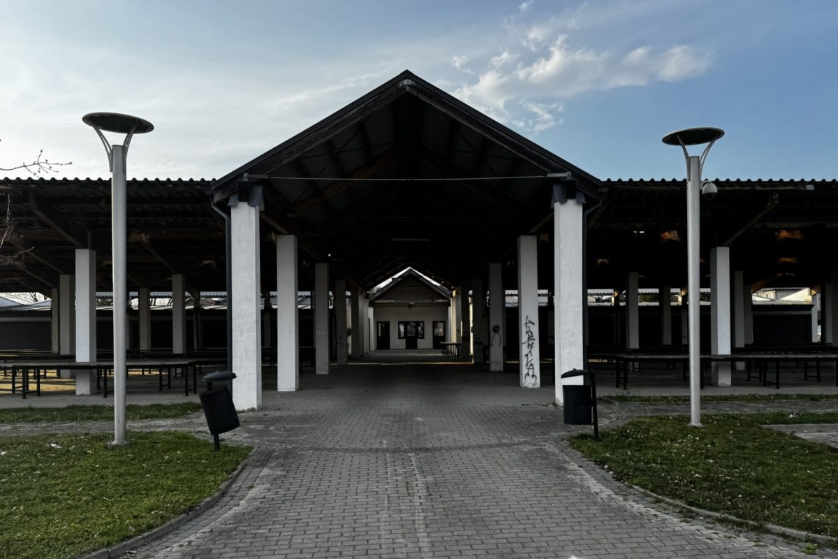 Obraz przedstawiający Lubaczów: Stracone miliony w Miejskim Targowisku, radny alarmuje