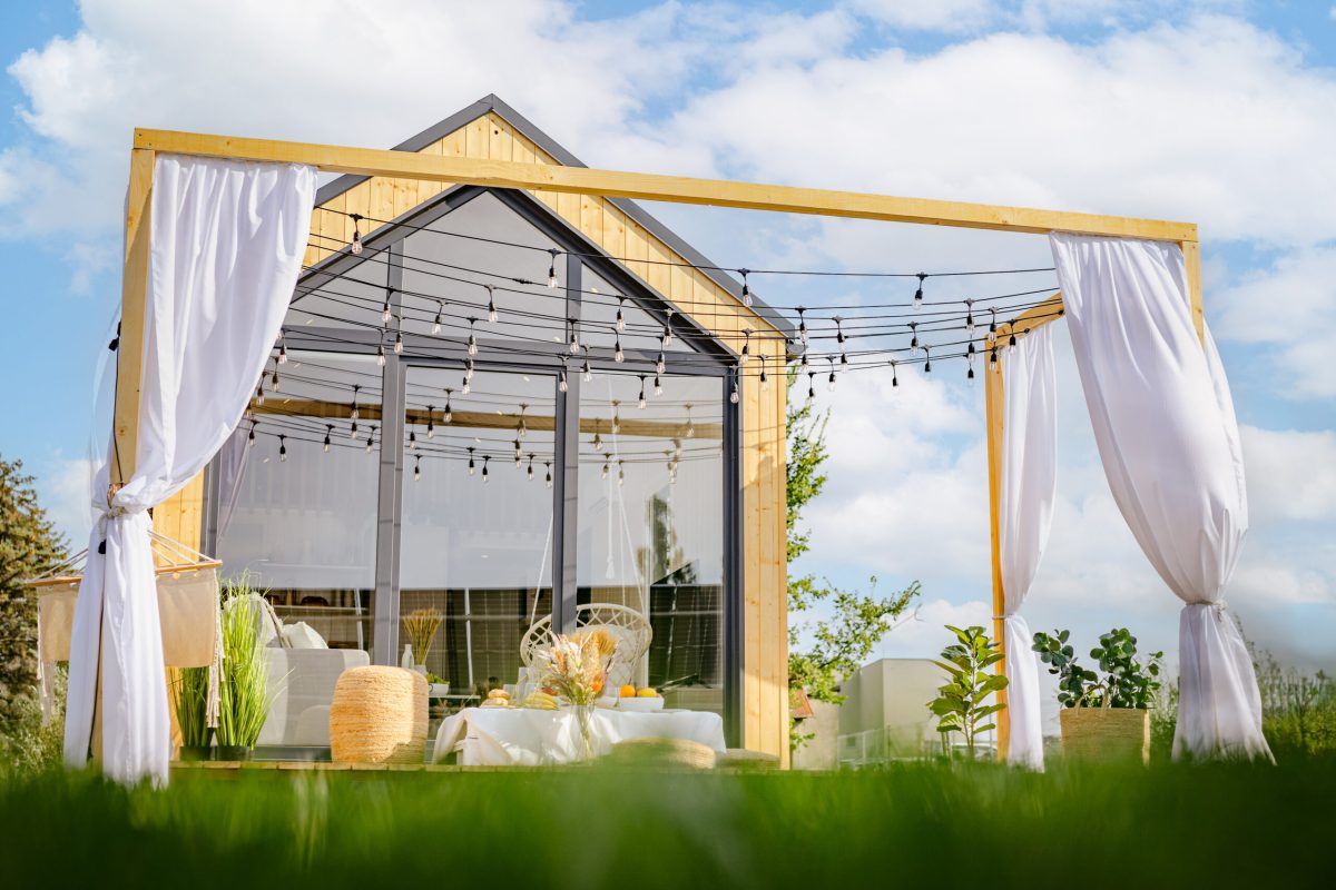 Obraz przedstawiający Domy szkieletowe a tradycyjne – co wybrać w 2026 roku?