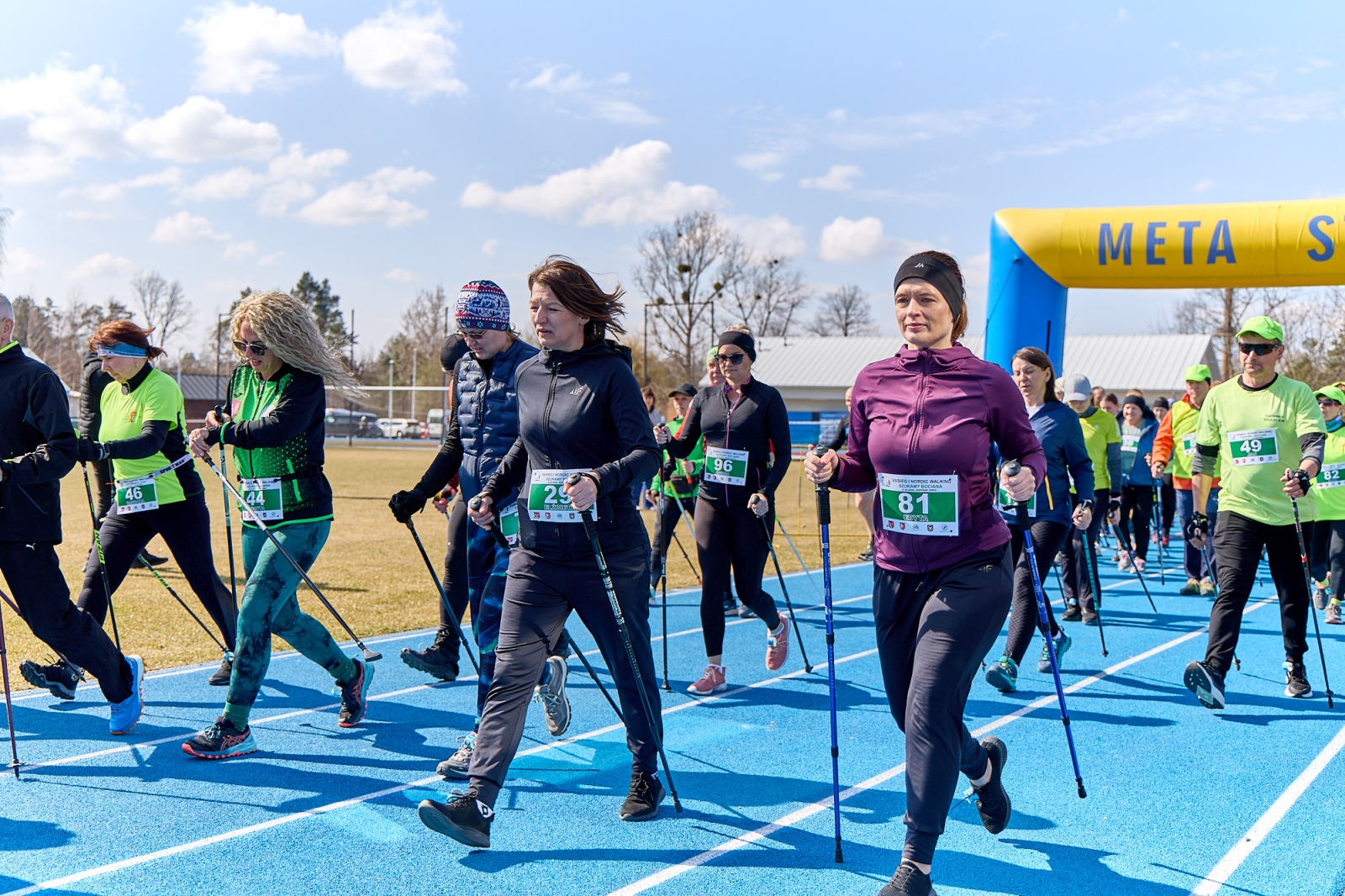 Obraz przedstawiający Wiosenny start w Horyńcu-Zdroju. Za nami VII Bieg i Nordic Walking "Szukamy Bociana"