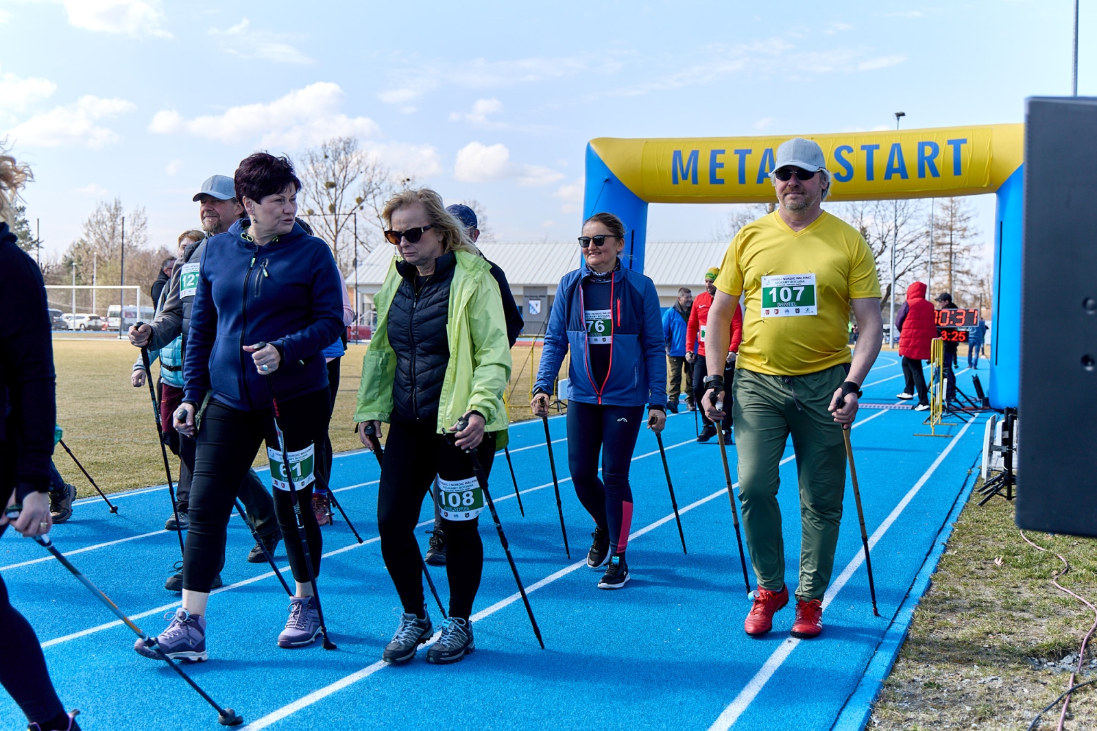 Obraz przedstawiający Wiosenny start w Horyńcu-Zdroju. Za nami VII Bieg i Nordic Walking "Szukamy Bociana"