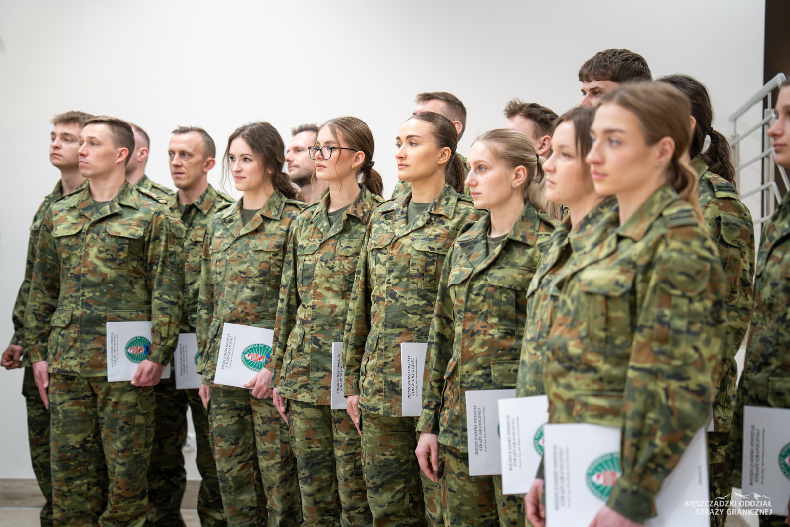 Obraz przedstawiający Nowi kaprale w szeregach Bieszczadzkiego Oddziału Straży Granicznej [ZDJĘCIA]