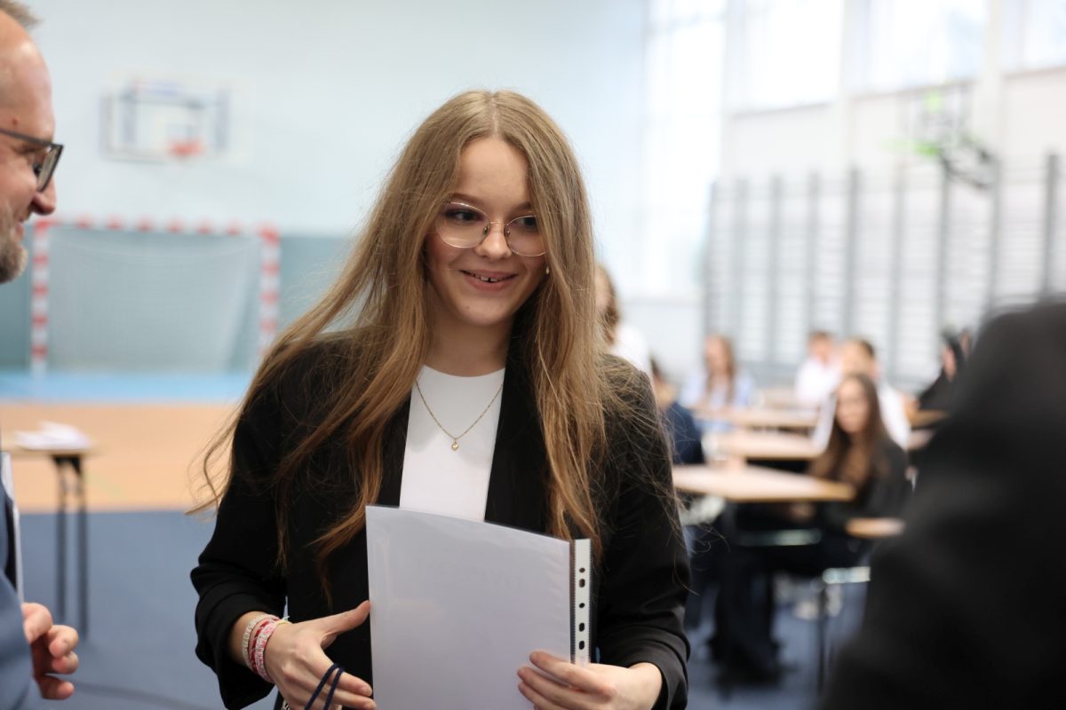 Obraz przedstawiający Stypendia oraz konkurs "Jestem KOŚCIUSZKO" w lubaczowskim liceum