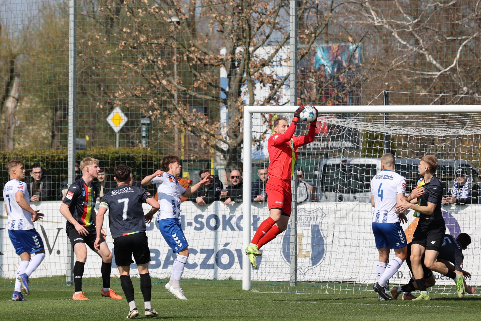 Obraz przedstawiający Betclic III liga: Dublet Majdy zapewnił zwycięstwo Pogoni-Sokołowi Lubaczów